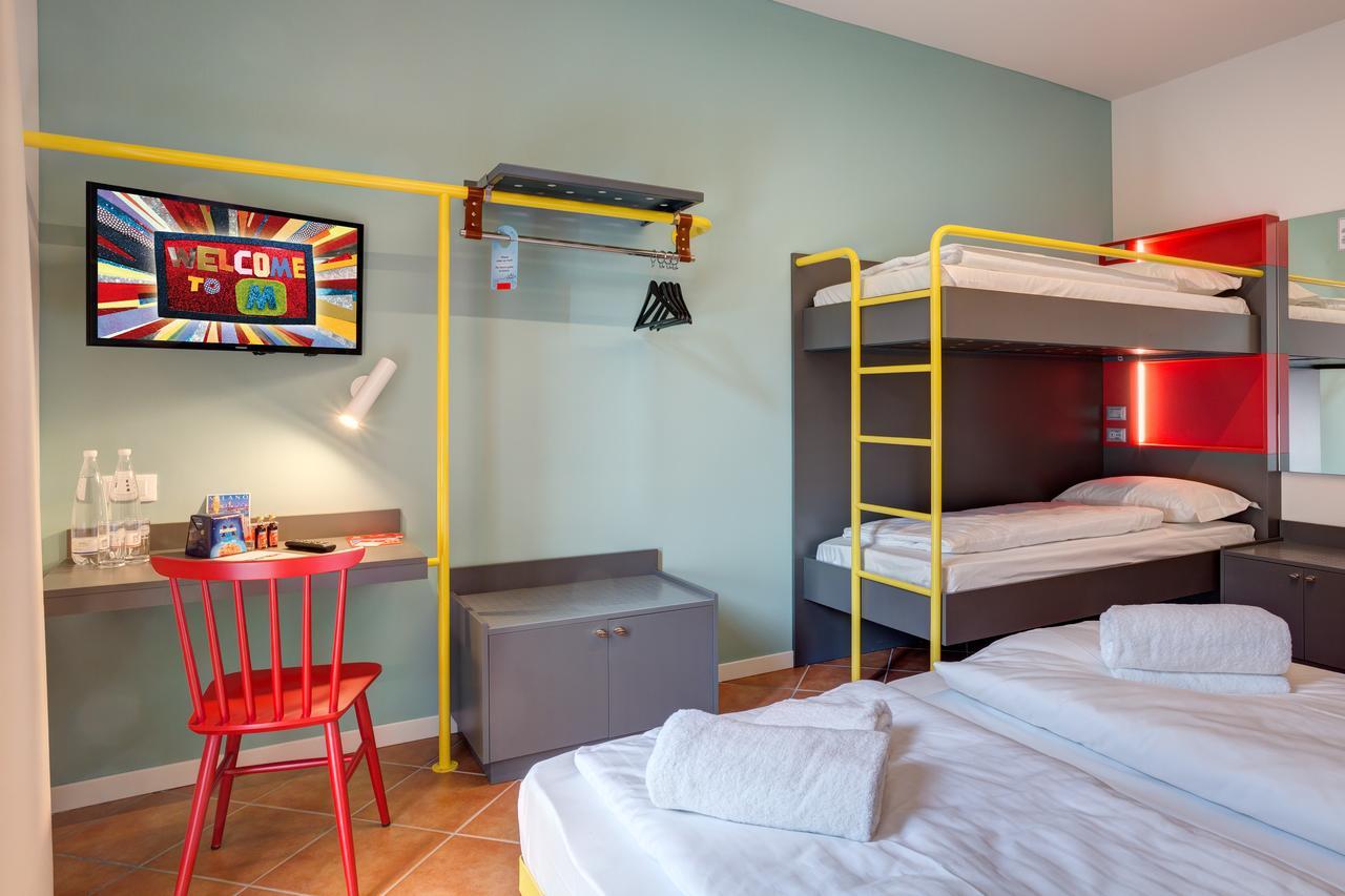 Bed 4-Bed Mixed Dormitory Room
