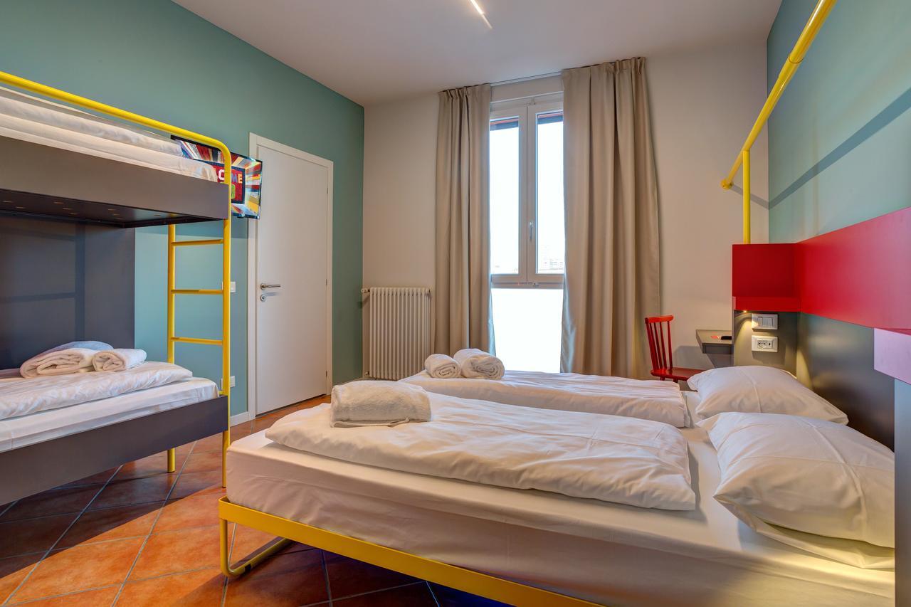 Bed 4-Bed Mixed Dormitory Room